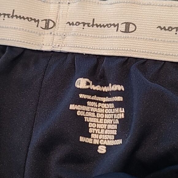 Champion sz S athletic shorts with drawstring waist - Picture 6 of 6